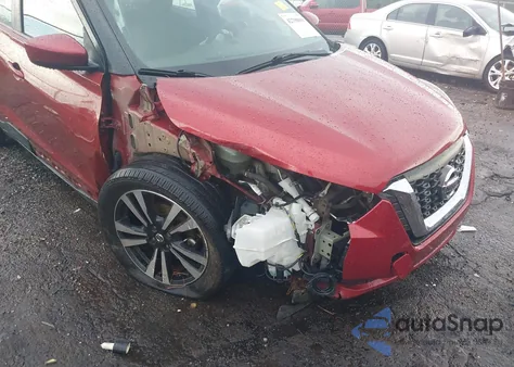 2020 Nissan Kicks Sv Xtronic Cvt из США, поврежденный, VIN 3N1CP5CV7LL559858